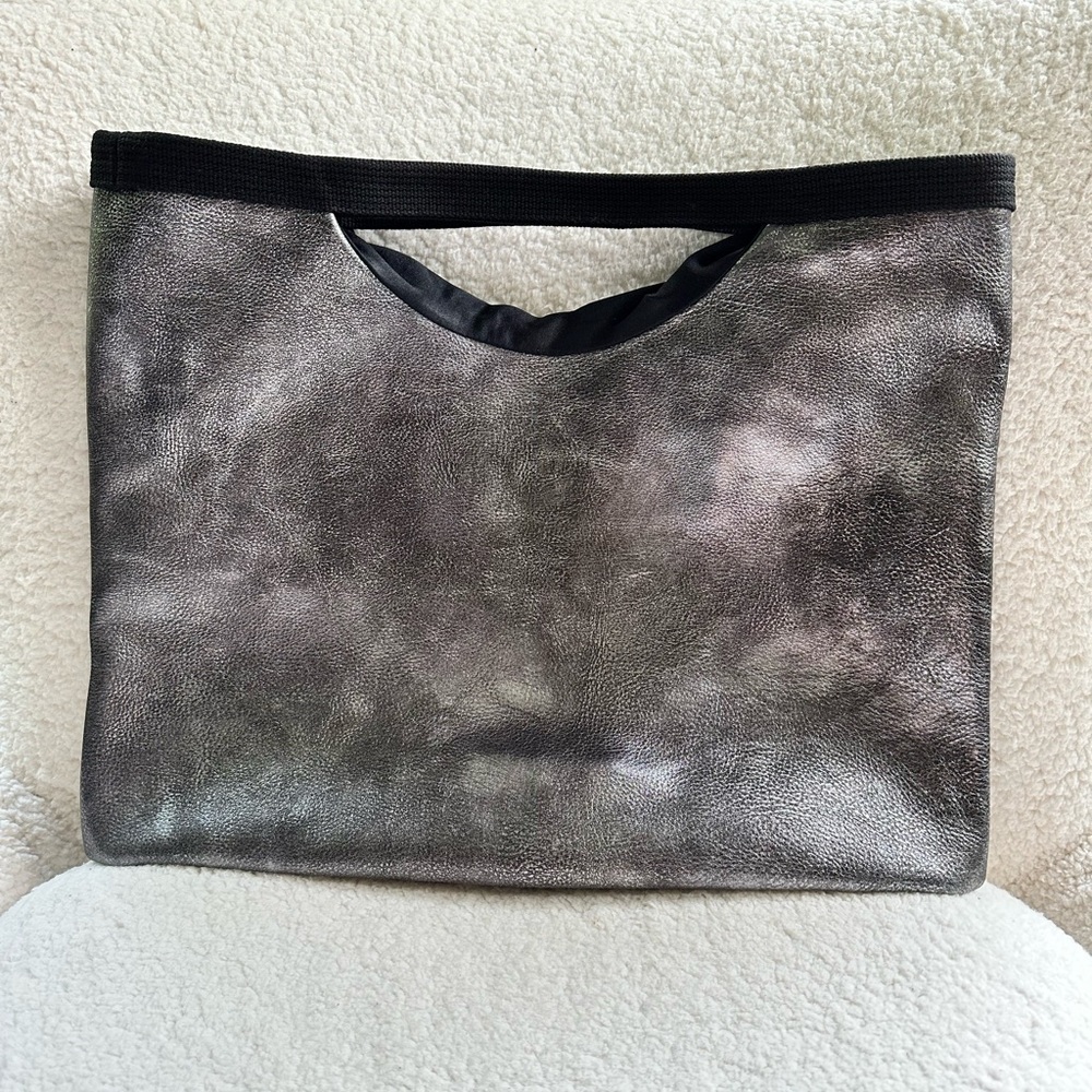 NEW Green thumb Oversized Clutch From Japan